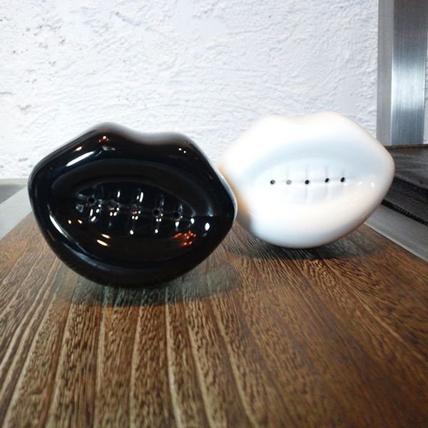画像2: Stuck In Teeth Salt&Pepper shaker (2pcs) set (2)
