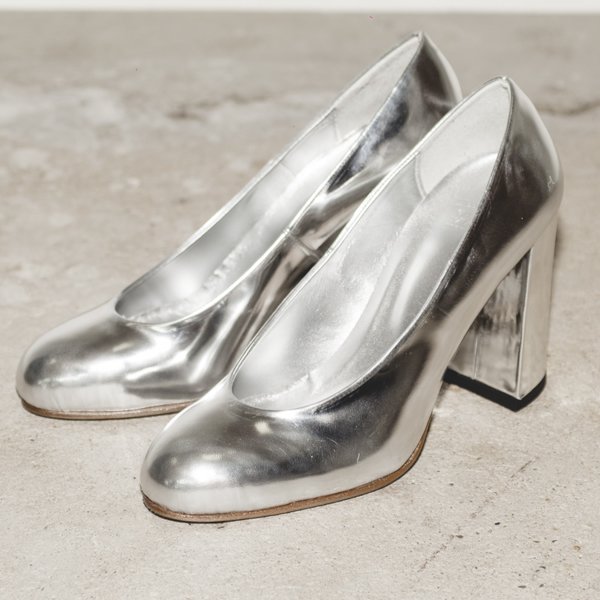 SALE】【SALE】MAISON EUREKA - FLARE HEEL PUMPS / SILVER＜パンプス